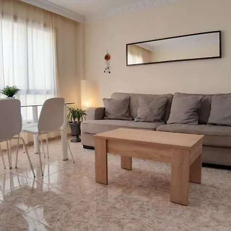 Charming 3-bedroom In Corralejo, Lanzarote *