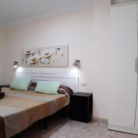 Charming 3-bedroom In Corralejo, Lanzarote Apartament *